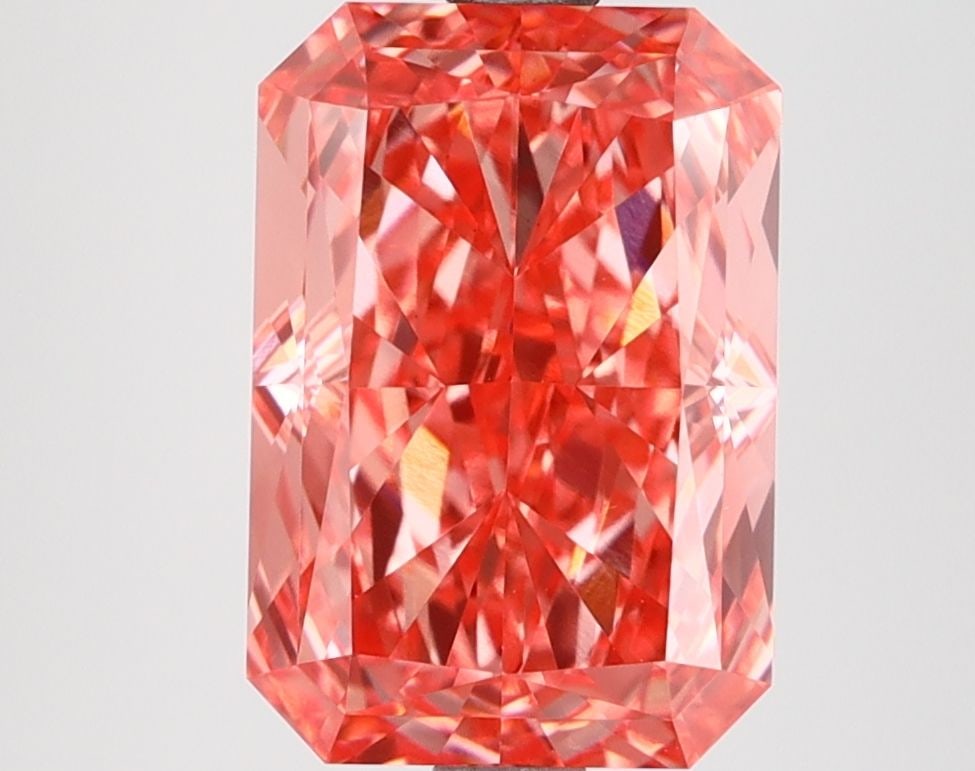 Loose Diamond - RADIANT 3.5ct Fancy Vivid Pink VS1: Loose Diamond - RADIANT 3.5ct Fancy Vivid Pink VS1 Source: This is a real non-mined Diamond that has been grown in a lab Shape: RADIANT Carats: 3.5 Color: Fancy Vivid Pink Certification: IGI Video:
