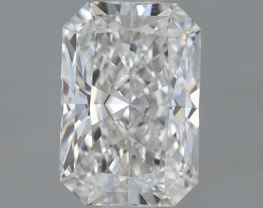 Loose Diamond - RADIANT 0.97ct E VS1: Loose Diamond - RADIANT 0.97ct E VS1 Source: This is a real non-mined Diamond that has been grown in a lab Shape: RADIANT Carats: 0.97 Color: E Clarity: VS1 Certification: IGI Video:
