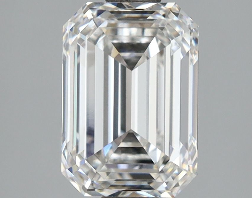 Loose Diamond - EMERALD 2.54ct D VVS1: Loose Diamond - EMERALD 2.54ct D VVS1 Source: This is a real non-mined Diamond that has been grown in a lab Shape: EMERALD Carats: 2.54 Color: D Clarity: VVS1 Certification: IGI Video: