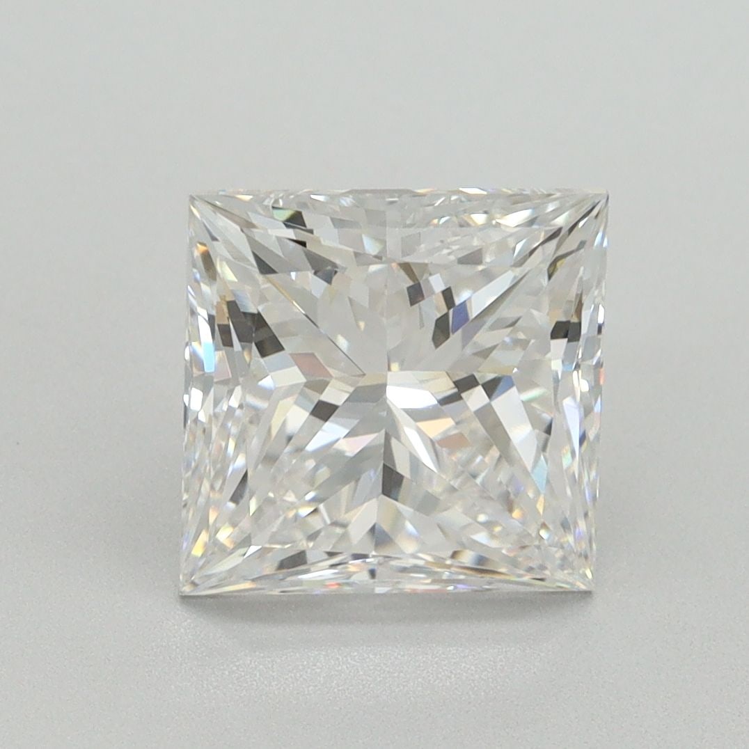 Loose Diamond - PRINCESS 3.13ct F VS1: Loose Diamond - PRINCESS 3.13ct F VS1 Source: This is a real non-mined Diamond that has been grown in a lab Shape: PRINCESS Carats: 3.13 Color: F Clarity: VS1 Certification: NONE Video: