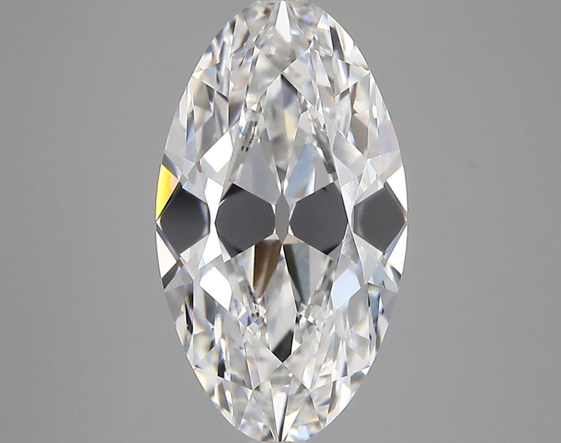 Loose Diamond - OVAL 3.66ct D VVS2: Loose Diamond - OVAL 3.66ct D VVS2 Source: This is a real non-mined Diamond that has been grown in a lab Shape: OVAL Carats: 3.66 Color: D Clarity: VVS2 Certification: IGI Video: