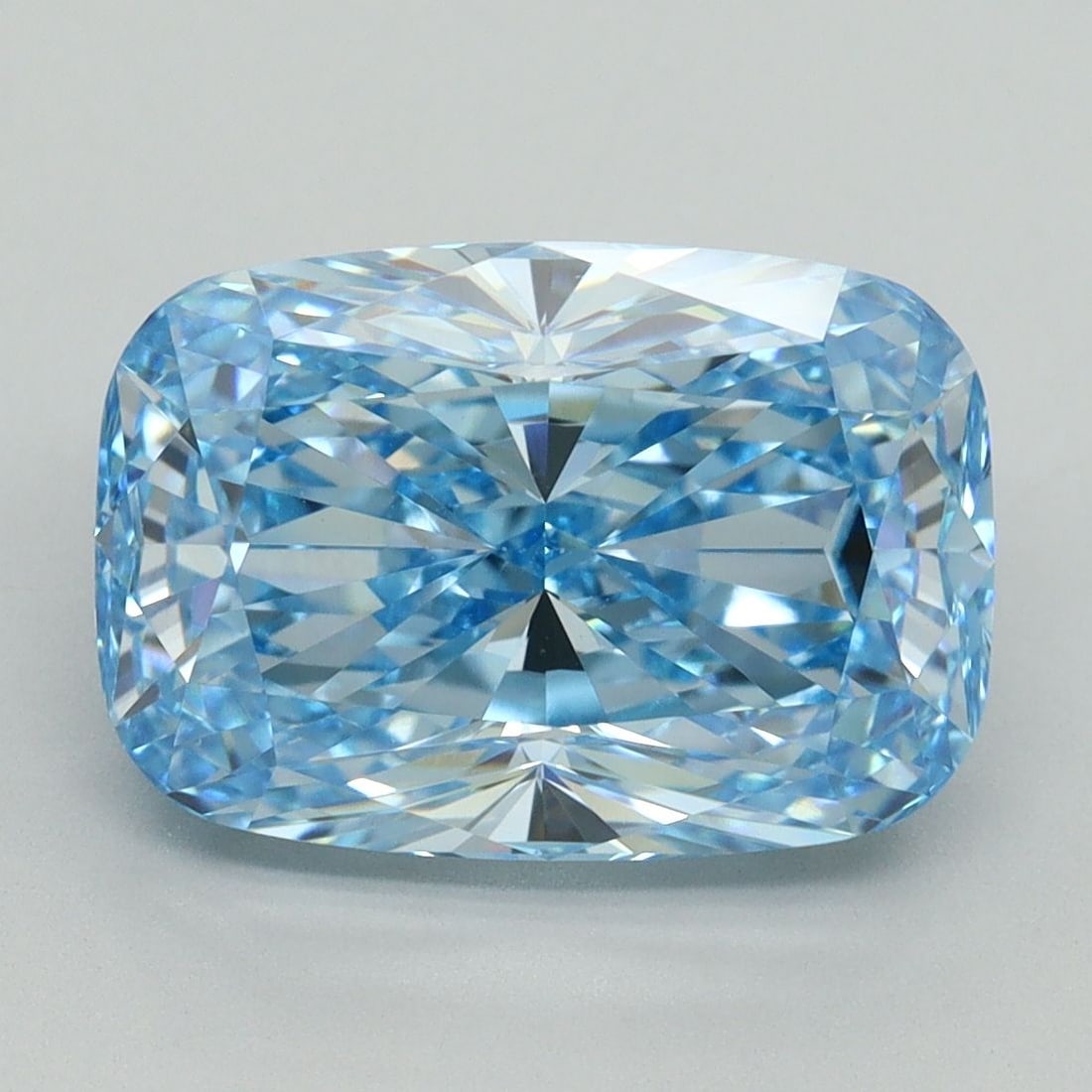 Loose Diamond - CUSHION BRILLIANT 5.06ct Fancy Vivid Blue VS1: Loose Diamond - CUSHION BRILLIANT 5.06ct Fancy Vivid Blue VS1 Source: This is a real non-mined Diamond that has been grown in a lab Shape: CUSHION BRILLIANT Carats: 5.06 Color: Fancy Vivid Blue