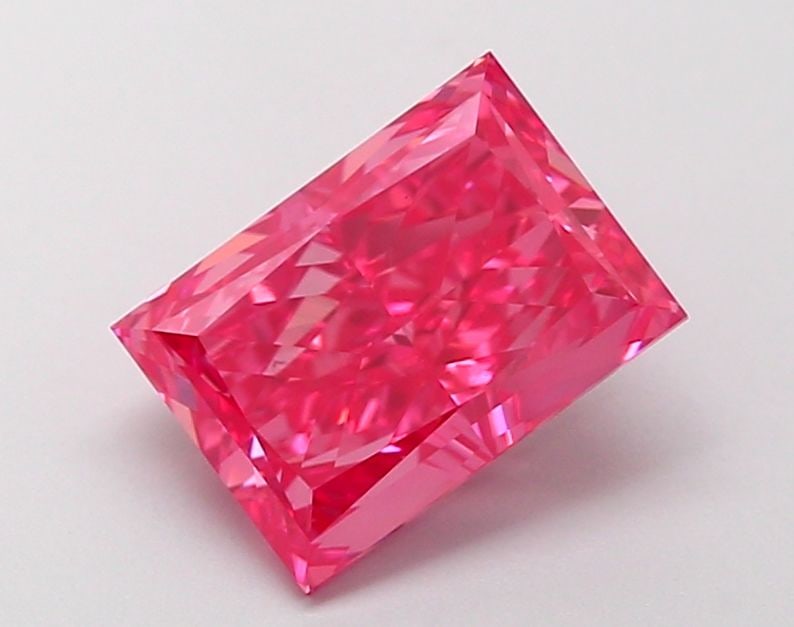 Loose Diamond - PRINCESS 2.19ct Fancy Vivid Pink VS1: Loose Diamond - PRINCESS 2.19ct Fancy Vivid Pink VS1 Source: This is a real non-mined Diamond that has been grown in a lab Shape: PRINCESS Carats: 2.19 Color: Fancy Vivid Pink Certification: IGI Video