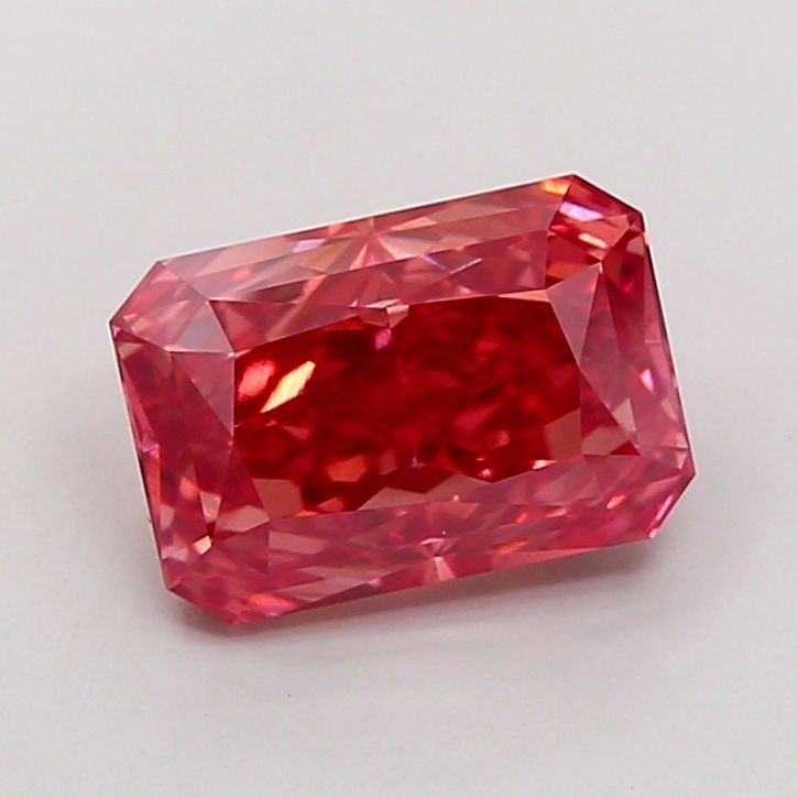 Loose Diamond - RADIANT 4.11ct Fancy Vivid Pink VS1: Loose Diamond - RADIANT 4.11ct Fancy Vivid Pink VS1 Source: This is a real non-mined Diamond that has been grown in a lab Shape: RADIANT Carats: 4.11 Color: Fancy Vivid Pink Certification: IGI Video: