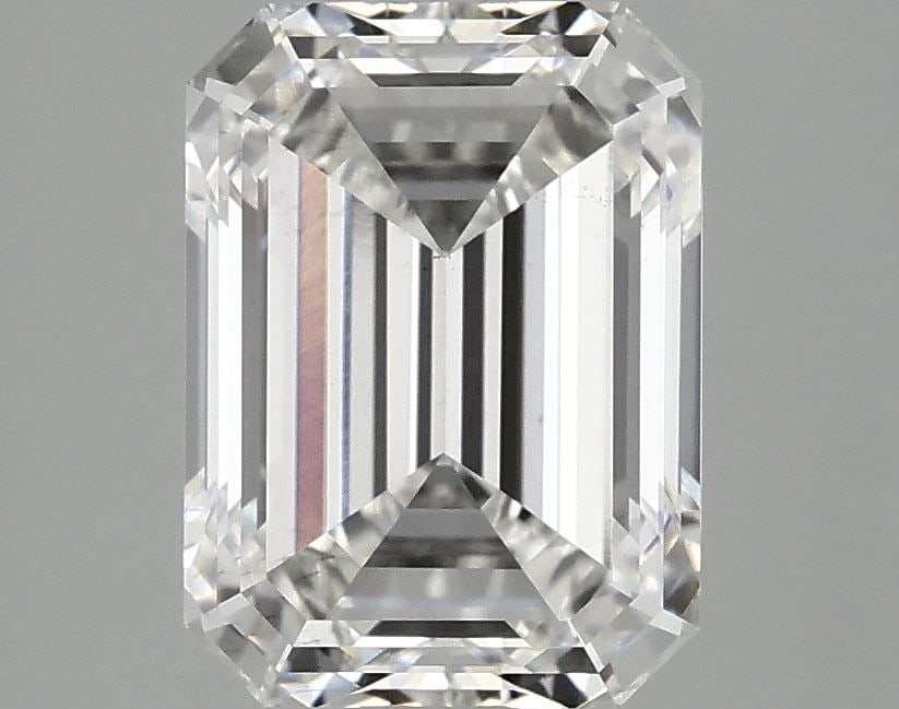 Loose Diamond - EMERALD 3.05ct E VS2: Loose Diamond - EMERALD 3.05ct E VS2 Source: This is a real non-mined Diamond that has been grown in a lab Shape: EMERALD Carats: 3.05 Color: E Clarity: VS2 Certification: IGI Video: