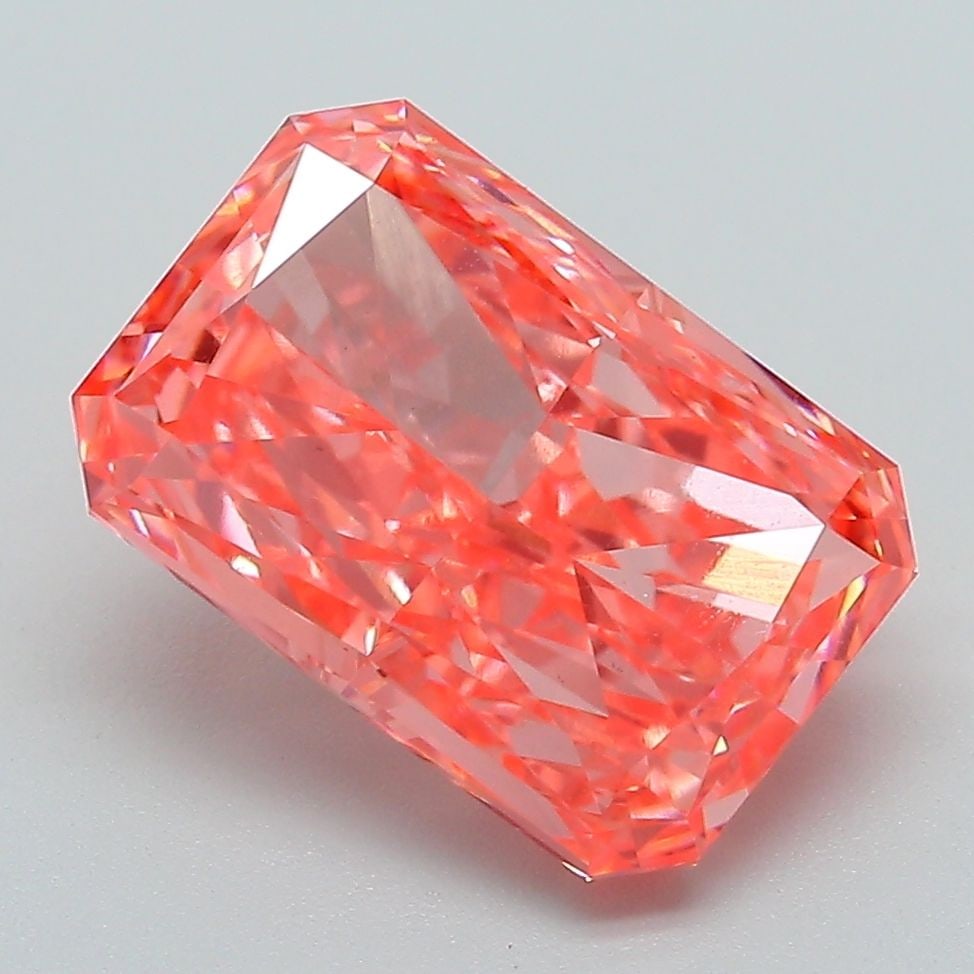 Loose Diamond - RADIANT 4.01ct Fancy Vivid Pink VS1: Loose Diamond - RADIANT 4.01ct Fancy Vivid Pink VS1 Source: This is a real non-mined Diamond that has been grown in a lab Shape: RADIANT Carats: 4.01 Color: Fancy Vivid Pink Certification: IGI Video: