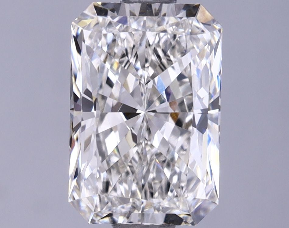 Loose Diamond - RADIANT 1.54ct G VS1: Loose Diamond - RADIANT 1.54ct G VS1 Source: This is a real non-mined Diamond that has been grown in a lab Shape: RADIANT Carats: 1.54 Color: G Clarity: VS1 Certification: IGI Video: