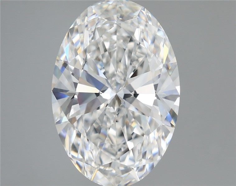 Loose Diamond - OVAL 5.56ct E VVS2: Loose Diamond - OVAL 5.56ct E VVS2 Source: This is a real non-mined Diamond that has been grown in a lab Shape: OVAL Carats: 5.56 Color: E Clarity: VVS2 Certification: IGI Video: