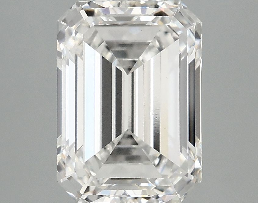 Loose Diamond - EMERALD 3.1ct F VS1: Loose Diamond - EMERALD 3.1ct F VS1 Source: This is a real non-mined Diamond that has been grown in a lab Shape: EMERALD Carats: 3.1 Color: F Clarity: VS1 Certification: IGI Video: