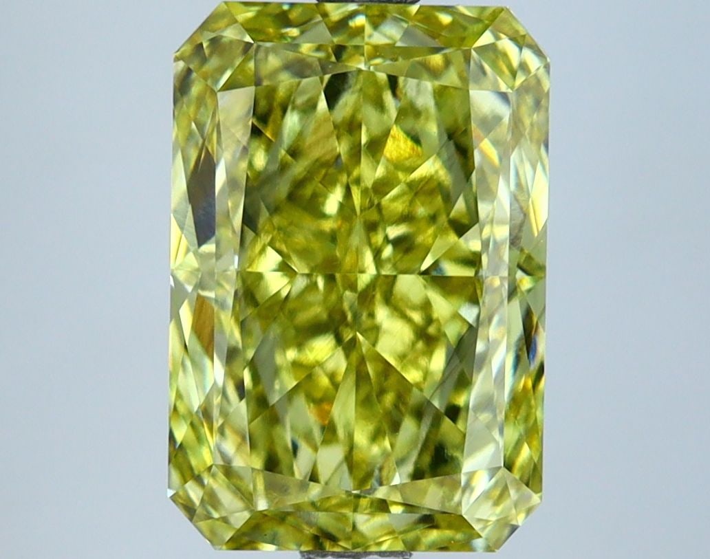 Loose Diamond - RADIANT 4.02ct Fancy Vivid Yellow SI1: Loose Diamond - RADIANT 4.02ct Fancy Vivid Yellow SI1 Source: This is a real non-mined Diamond that has been grown in a lab Shape: RADIANT Carats: 4.02 Color: Fancy Vivid Yellow Certification: IGI Vid
