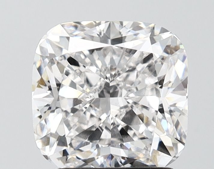 Loose Diamond - CUSHION MODIFIED 2.52ct F VVS1: Loose Diamond - CUSHION MODIFIED 2.52ct F VVS1 Source: This is a real non-mined Diamond that has been grown in a lab Shape: CUSHION MODIFIED Carats: 2.52 Color: F Clarity: VVS1 Certification: IGI