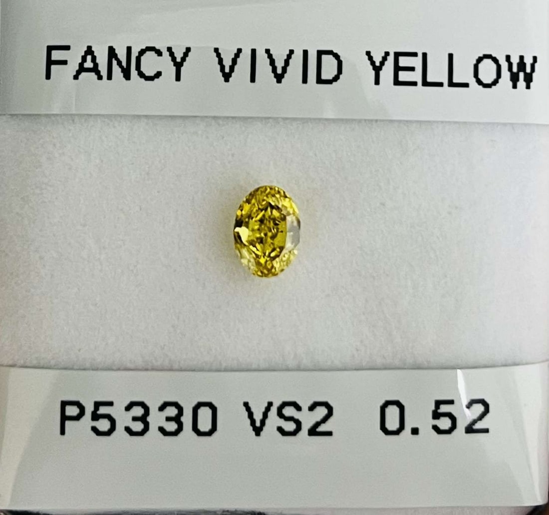 Loose Diamond - OVAL 0.52ct Fancy Vivid Yellow VS2 (1 of 1)