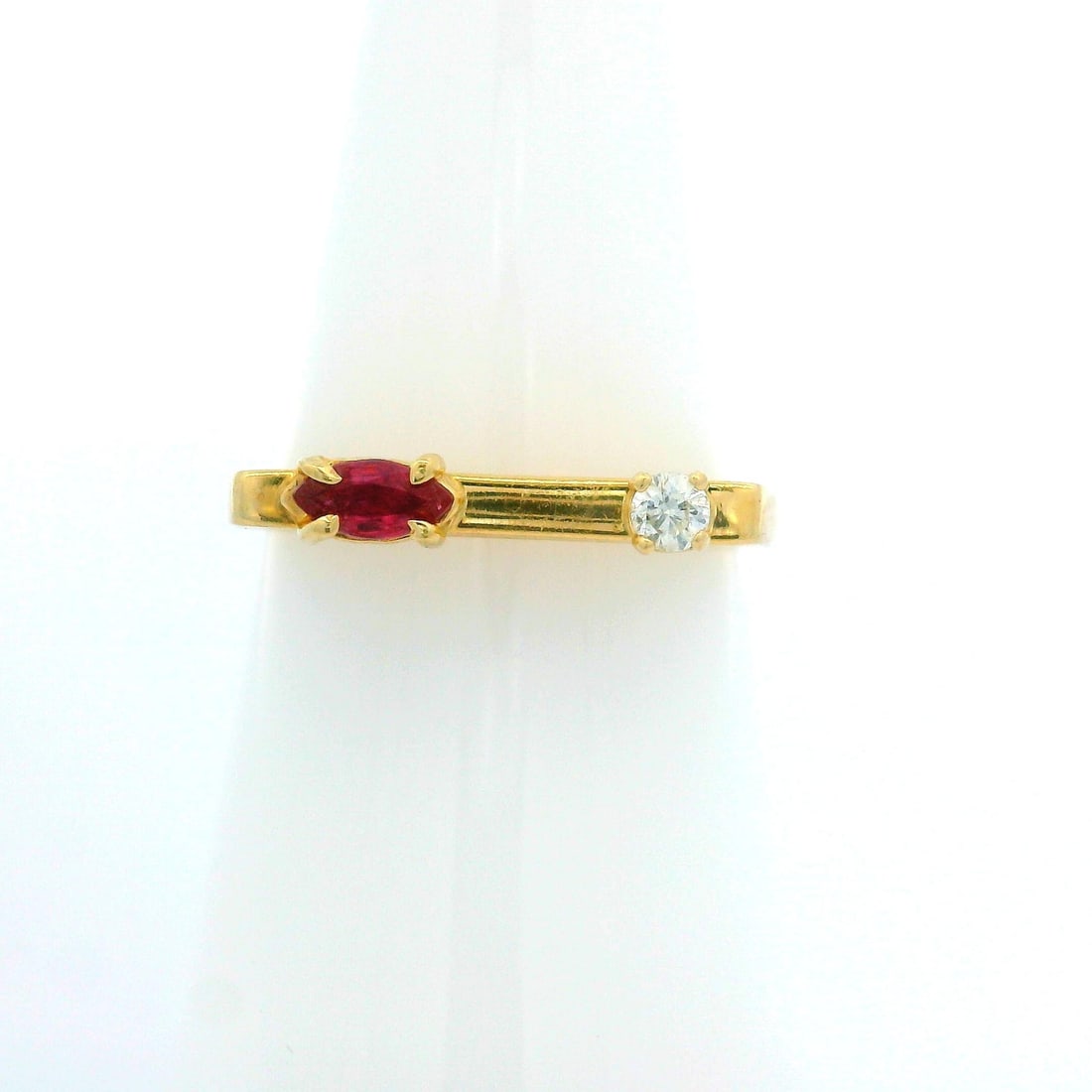 14k Yellow Gold Ruby Diamond Stackable Ring Size 6.5 - 2