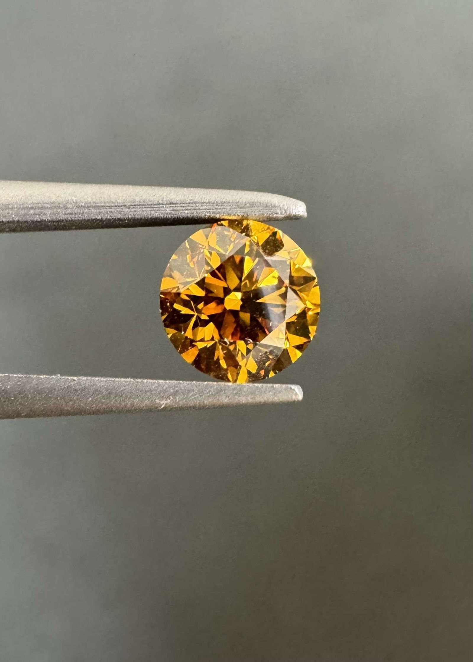 Loose Diamond - ROUND 0.51ct Orange SI1 (1 of 1)