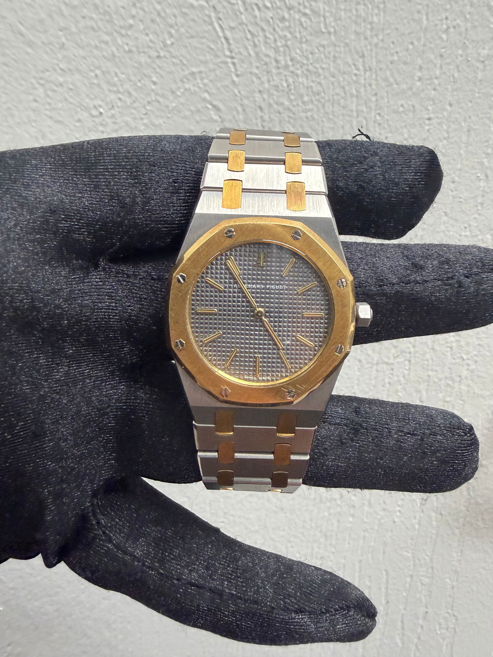 Royal Oak 33mm Gray Face Watch 18k YG-SS Ref 56143SA (1 of 3)