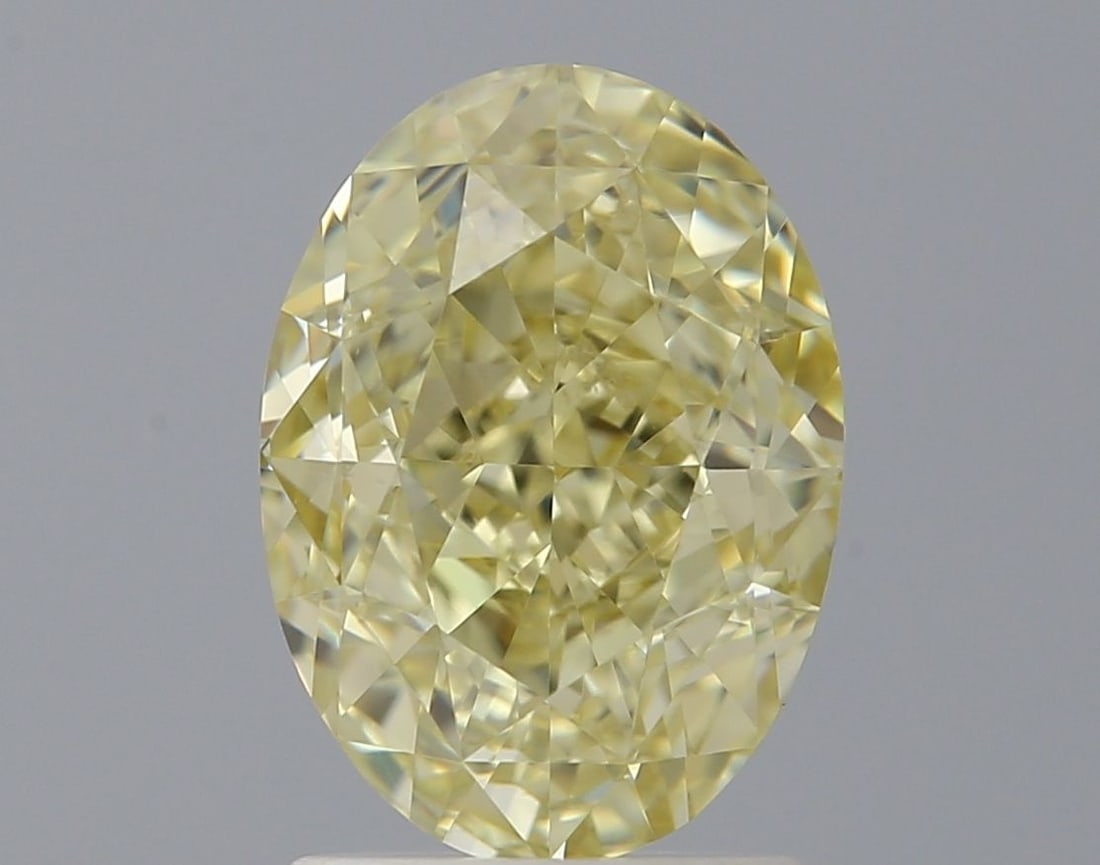 Loose Diamond - OVAL 2.08ct Fancy Yellow VS1: Loose Diamond - OVAL 2.08ct Fancy Yellow VS1 Source: Natural Shape: OVAL Carats: 2.08 Color: Fancy Yellow Certification: GIA Video: