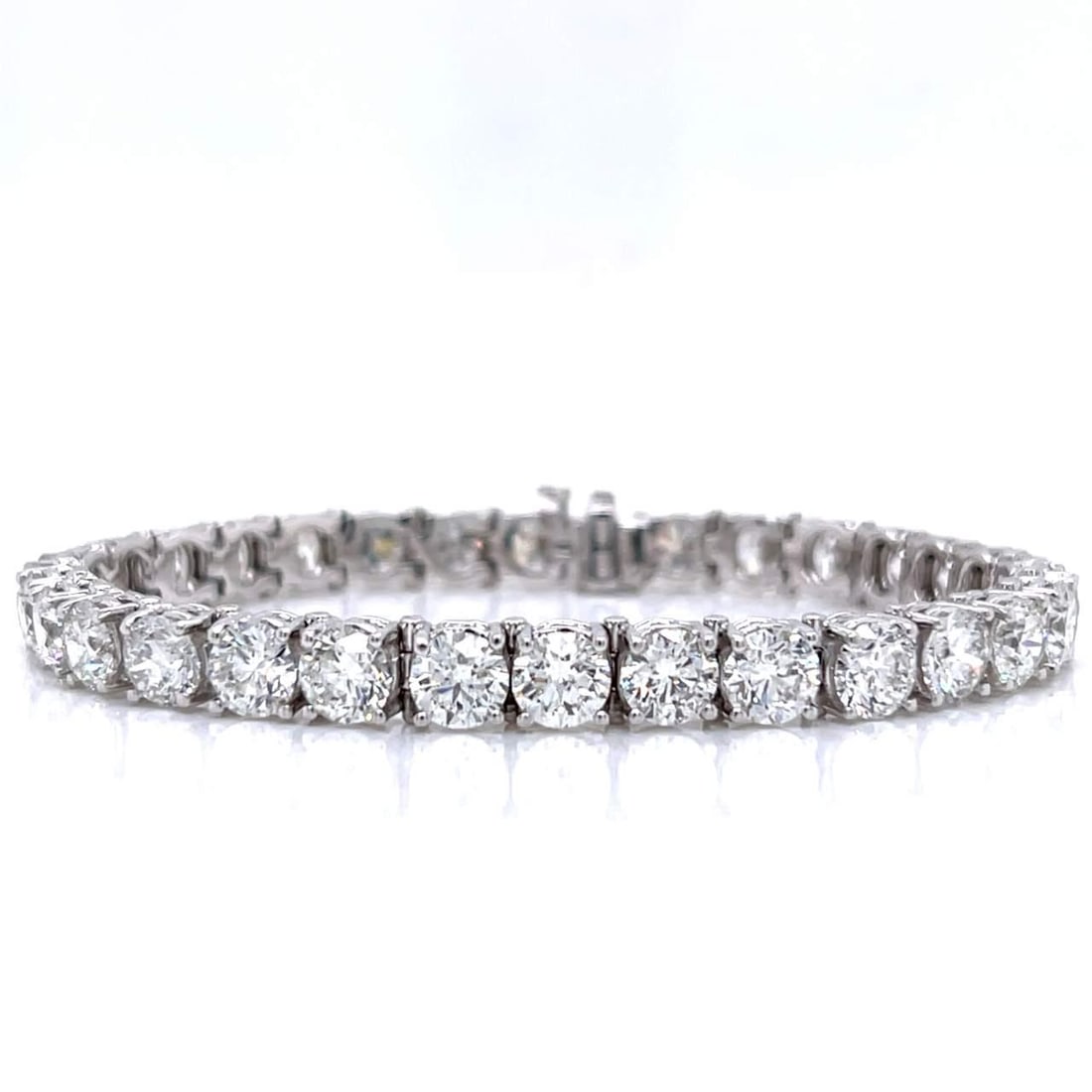 Elegant 14K White Gold 21.42 Ct Diamond Tennis Bracelet (1 of 3)