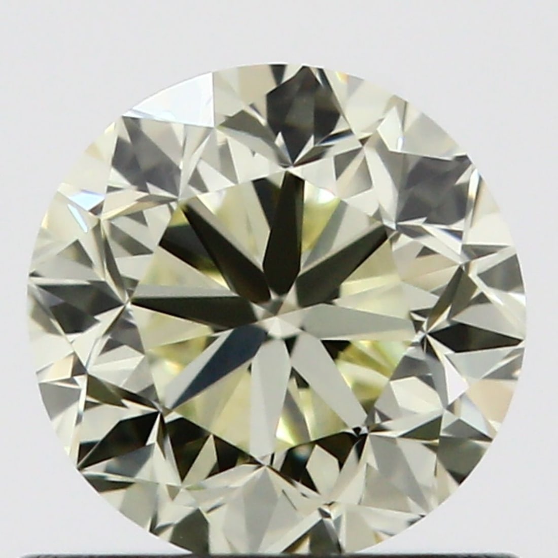 Loose Diamond - ROUND 0.7ct Q-R VVS2: Loose Diamond - ROUND 0.7ct Q-R VVS2 Source: Natural Shape: ROUND Carats: 0.7 Color: Q-R Certification: IGI Video:
