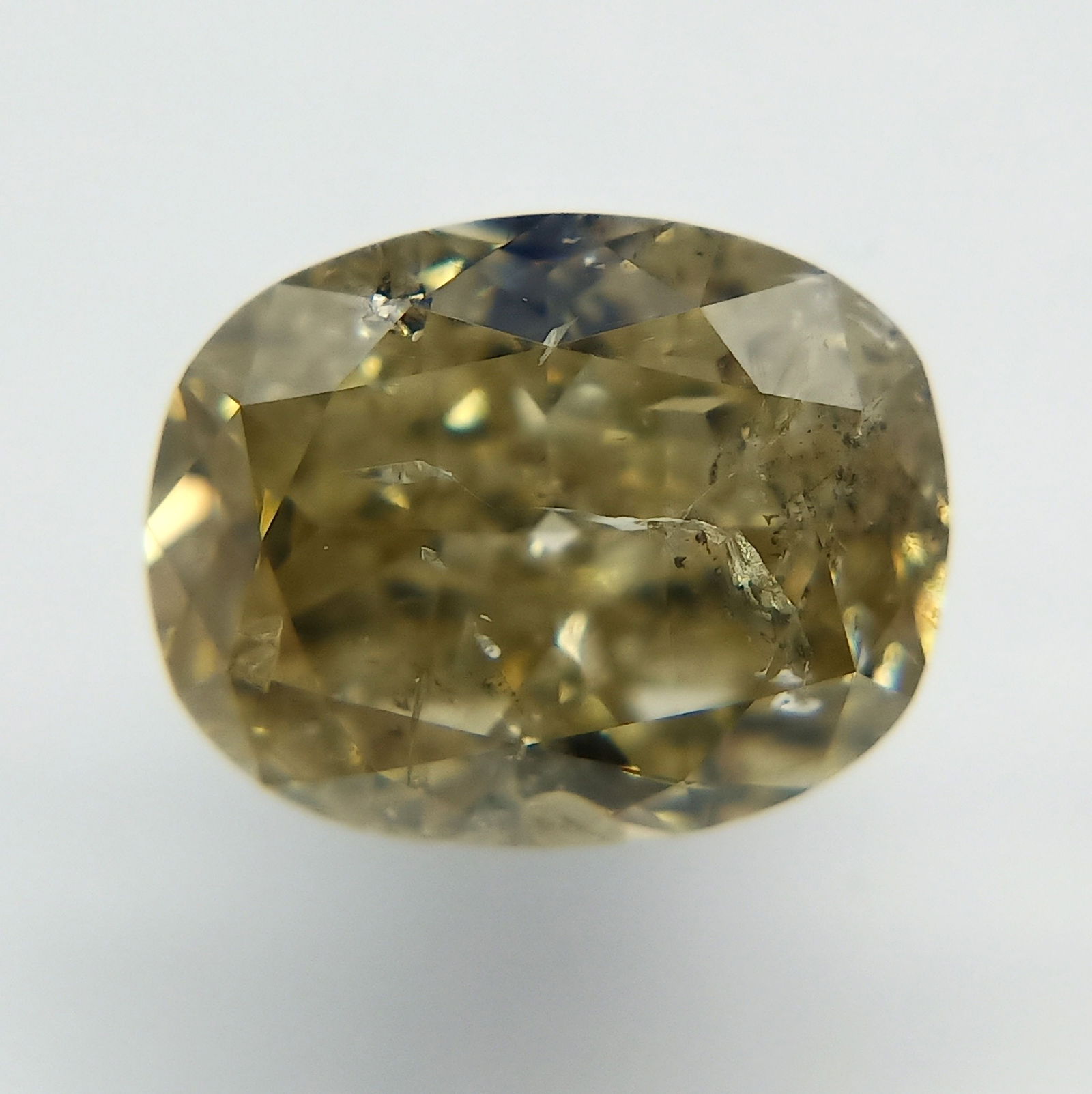 Loose Diamond - OVAL 1.02ct Fancy Brownish Yellow: Loose Diamond - OVAL 1.02ct Fancy Brownish Yellow Source: Natural Shape: OVAL Carats: 1.02 Color: Fancy Brownish Yellow Certification: GIA PLEASE NOTE: Framed, Large, or heavy items do not have shippi
