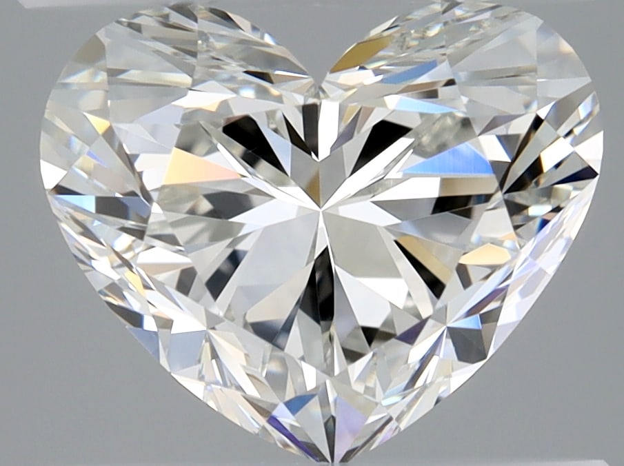 Loose Diamond - HEART 2.04ct H VS1: Loose Diamond - HEART 2.04ct H VS1 Source: Natural Mined Diamond Shape: HEART Carats: 2.04 Color: H Clarity: VS1 Certification: GIA PLEASE NOTE: Framed, Large, or heavy items do not have shipping cost