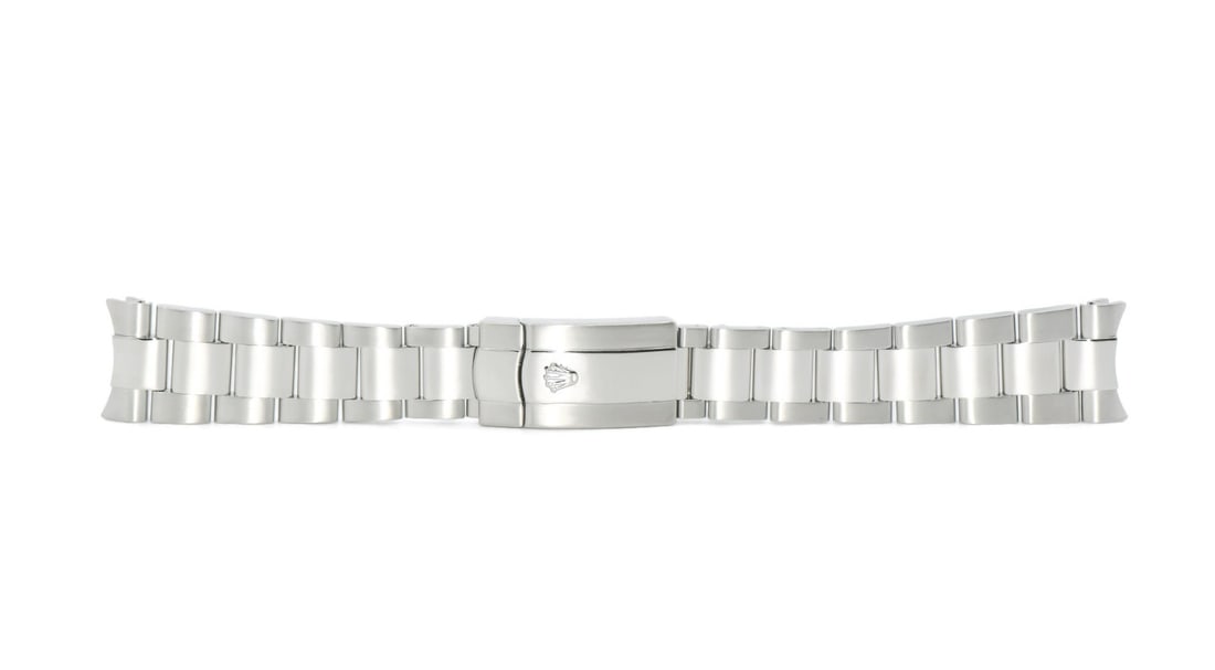Rolex Oyster Bracelet 72200 20mm Stainless Steel Authentic: Rolex Oyster Bracelet 72200 20mm Stainless Steel Authentic Enhance your timepiece with this authentic Rolex Stainless Steel Oyster Bracelet, reference 72200. Designed for durability and style, this wr