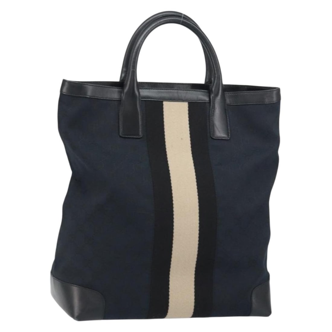 Black GG Canvas Gucci Tote Bag Silver Detail Made in Italy: Black GG Canvas Gucci Tote Bag Silver Detail Made in Italy This authentic Gucci GG Canvas tote bag features a black and silver colorway with GG canvas exterior. The bag is crafted in Italy and include