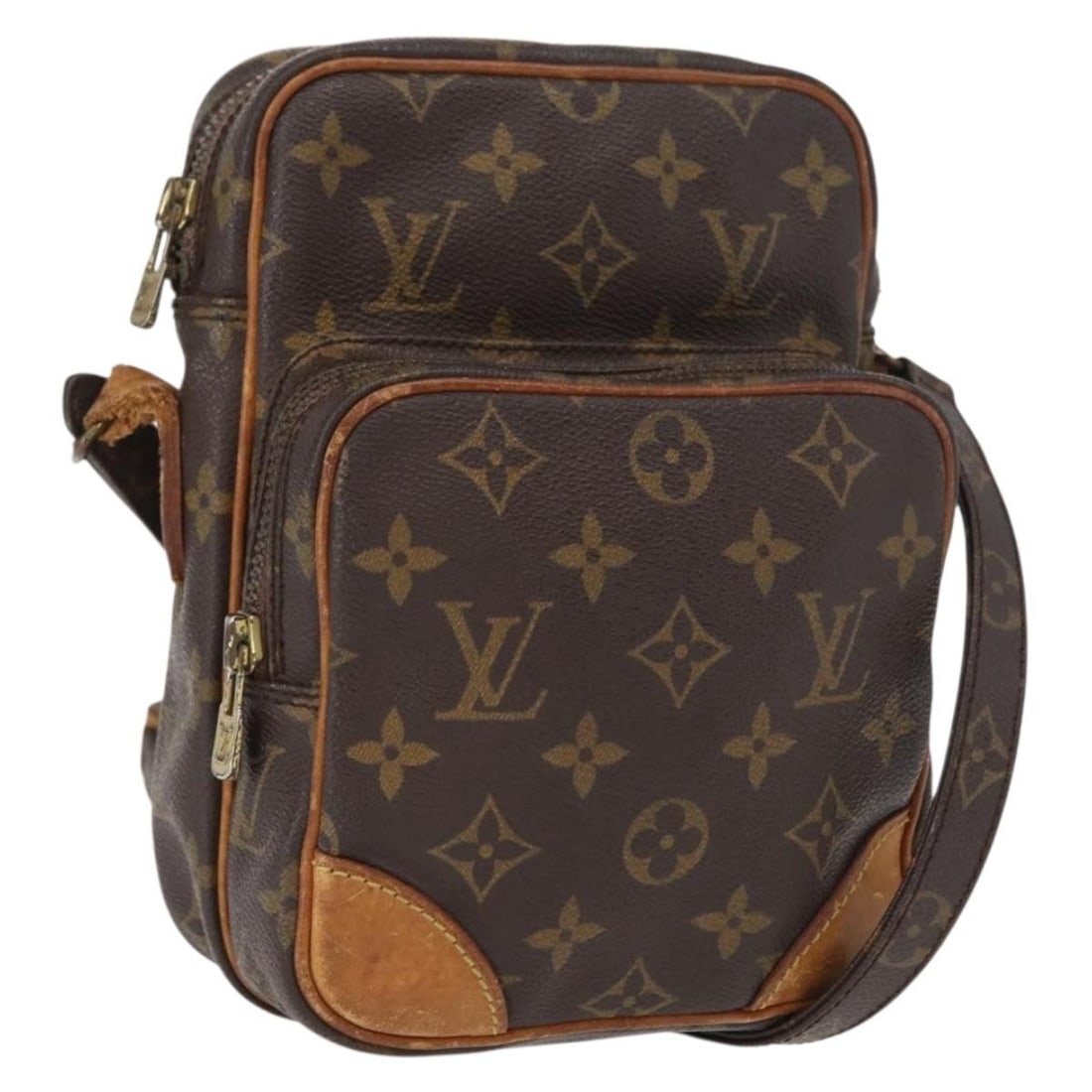Louis Vuitton Amazon Monogram Canvas Shoulder Bag M45236 France: Louis Vuitton Amazon Monogram Canvas Shoulder Bag M45236 France This is a Louis Vuitton Monogram Amazon Shoulder Bag, model M45236, made from the signature Monogram Canvas. The bag features a classic