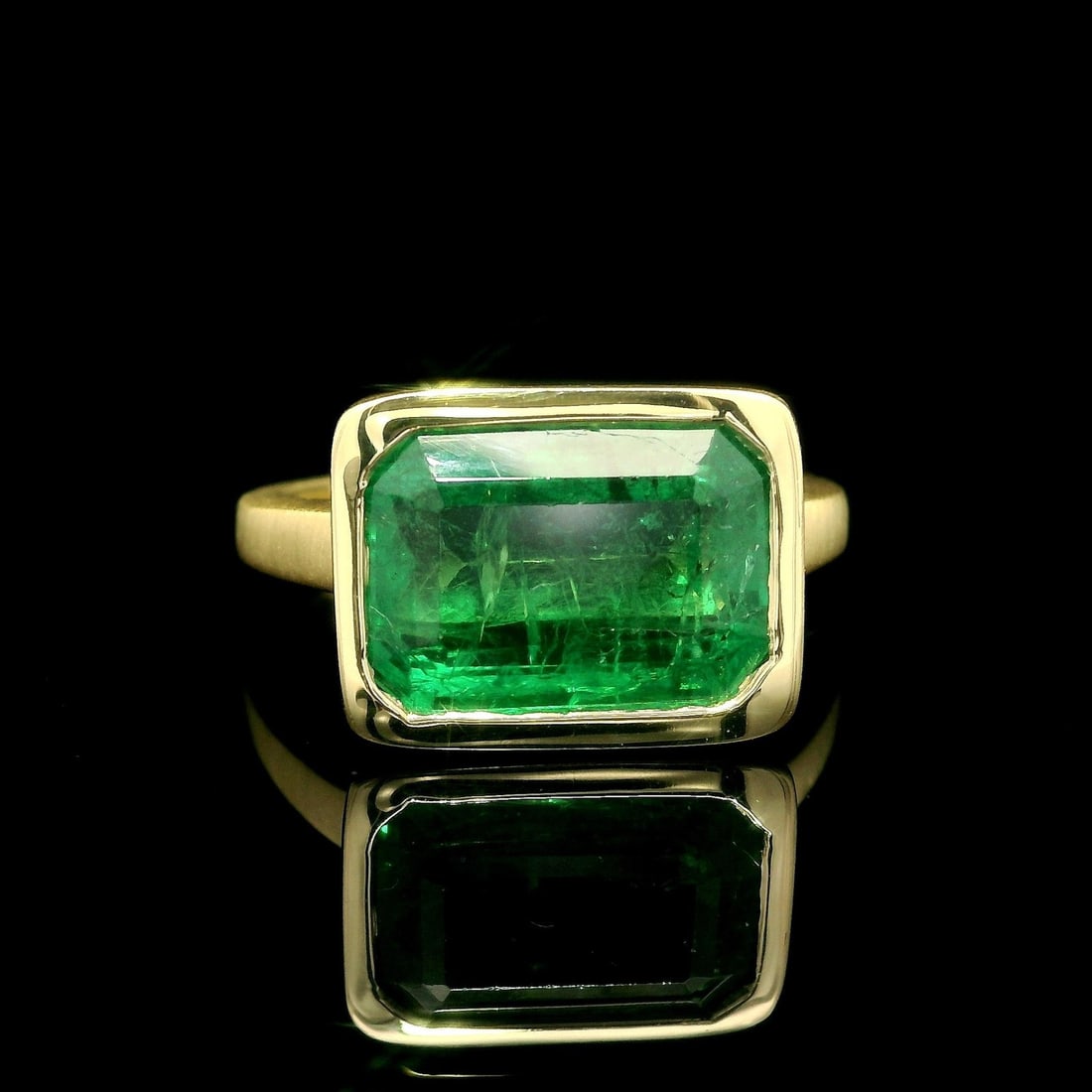 Custom AGL Certified 4.78ct Emerald 18k Yellow Gold Ring (1 of 15)