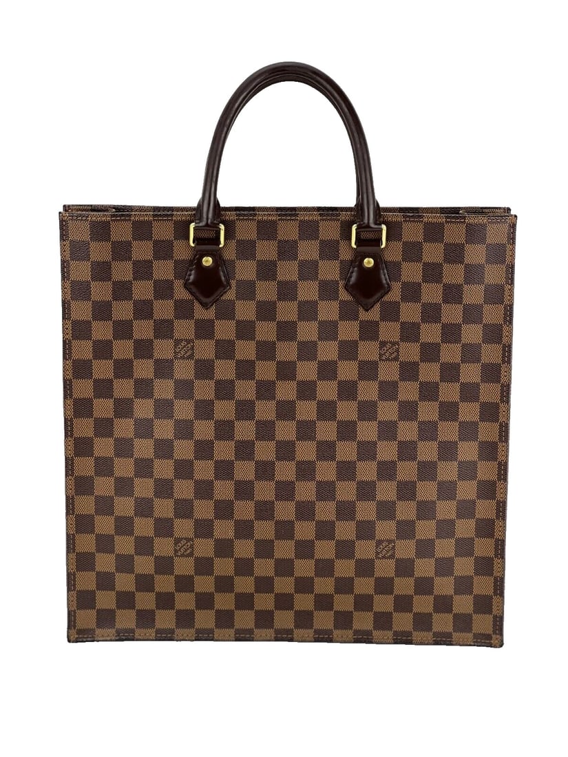 Louis Vuitton Sac Plat M51140 Damier Ebene Tote Bag with Dust Bag: Louis Vuitton Sac Plat M51140 Damier Ebene Tote Bag with Dust Bag This Louis Vuitton Sac Plat Damier Ebene Canvas Tote Shopping Bag is a stylish and functional accessory, perfect for any occasion. Fea