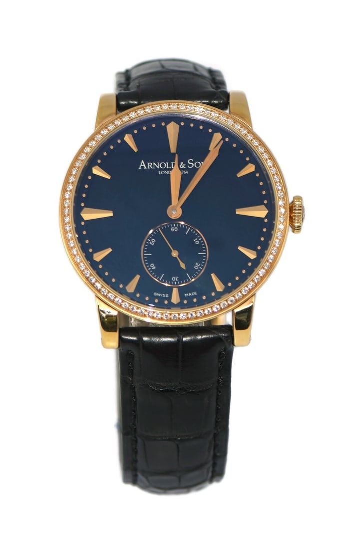 Arnold & Son HMS1 Diamond 18K Rose Gold Watch 1LCMP.B01A.C111A with Box and Papers: Arnold & Son HMS1 Diamond 18K Rose Gold Watch 1LCMP.B01A.C111A with Box and Papers Discover the exquisite Arnold & Son HMS1 Diamond watch, a luxurious timepiece crafted in 18K rose gold. This stunning