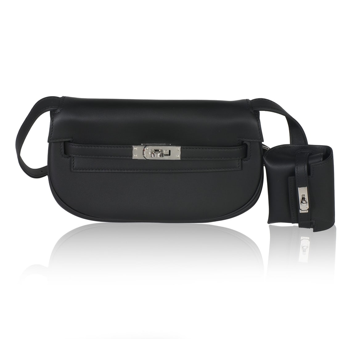 Hermes Kelly Moove Black Leather Shoulder Bag with Silver-Tone Hardware: Hermes Kelly Moove Black Leather Shoulder Bag with Silver-Tone Hardware This exquisite Hermes Kelly Moove handbag is crafted from premium black leather, showcasing a sophisticated design perfect for a