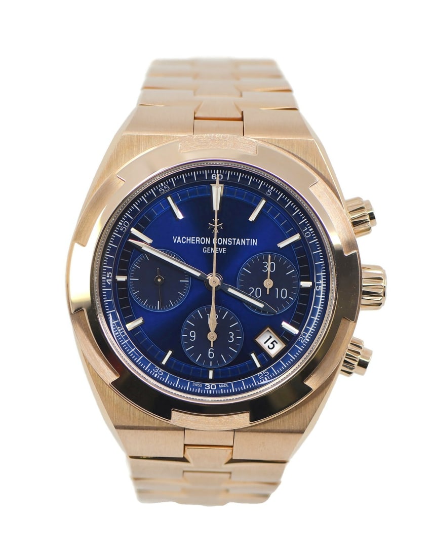 Vacheron Constantin Overseas Chronograph 18K Rose Gold Watch 5520V210R with Box and Papers: Vacheron Constantin Overseas Chronograph 18K Rose Gold Watch 5520V210R with Box and Papers This exquisite Vacheron Constantin Overseas Chronograph wristwatch, model 5520V/210R, features a stunning blu
