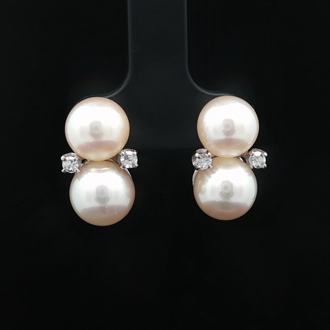 Vintage White Gold Pearl and Diamond Drop Earrings Screw Back (1 of 11)