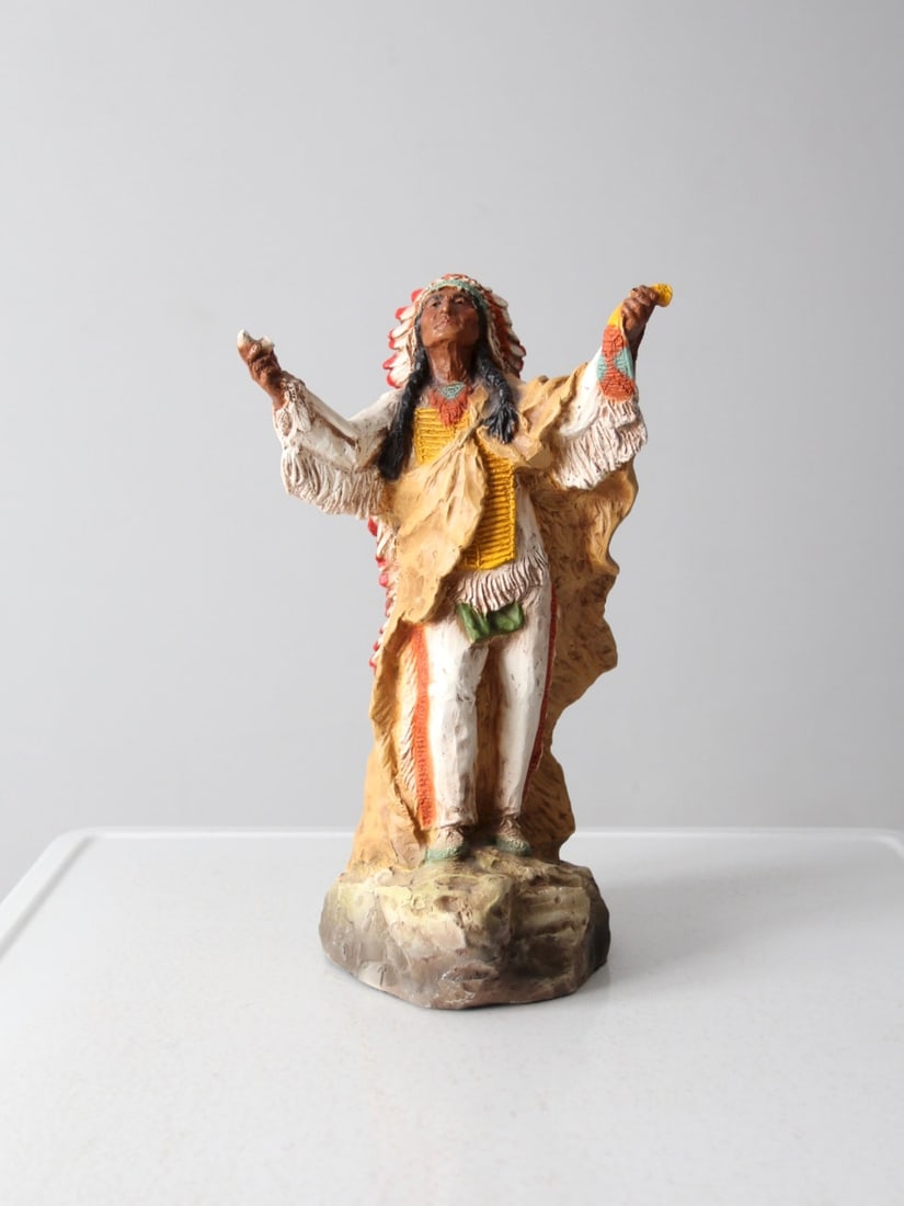 1981 Universal Statuary Native American Chief Statue 15 Inch (1 of 8)