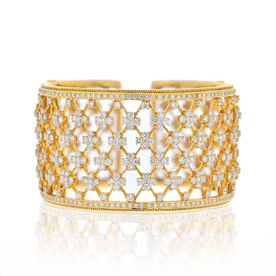 Wide 18K Yellow Gold Diamond Openwork Cuff Bracelet 32 Carats (1 of 5)