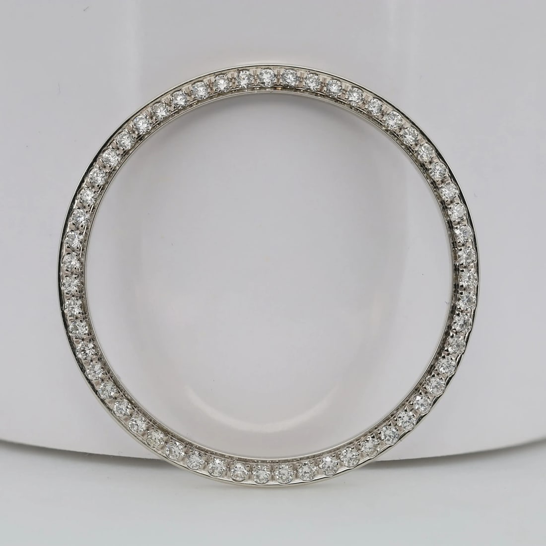 Custom 1.05ct Diamond Stainless Steel Bezel for Rolex Datejust 36MM: Custom 1.05ct Diamond Stainless Steel Bezel for Rolex Datejust 36MM Elevate your Rolex Datejust with this luxurious Custom Stainless Steel Bezel featuring 1.05ct of sparkling diamonds. Designed specif