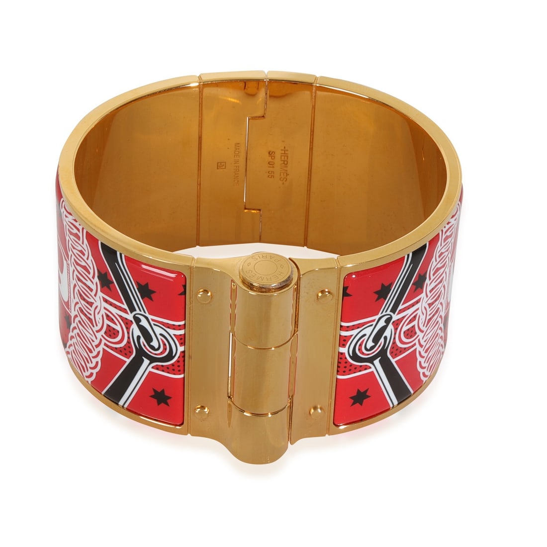 Hermes Eperon d'or Gold-Plated Enamel Hinged Bracelet with Box: Hermes Eperon d'or Gold-Plated Enamel Hinged Bracelet with Box This exquisite bracelet from the Eperon d'or Bandana Enamel collection features a stunning gold-plated finish, making it a luxurious addi
