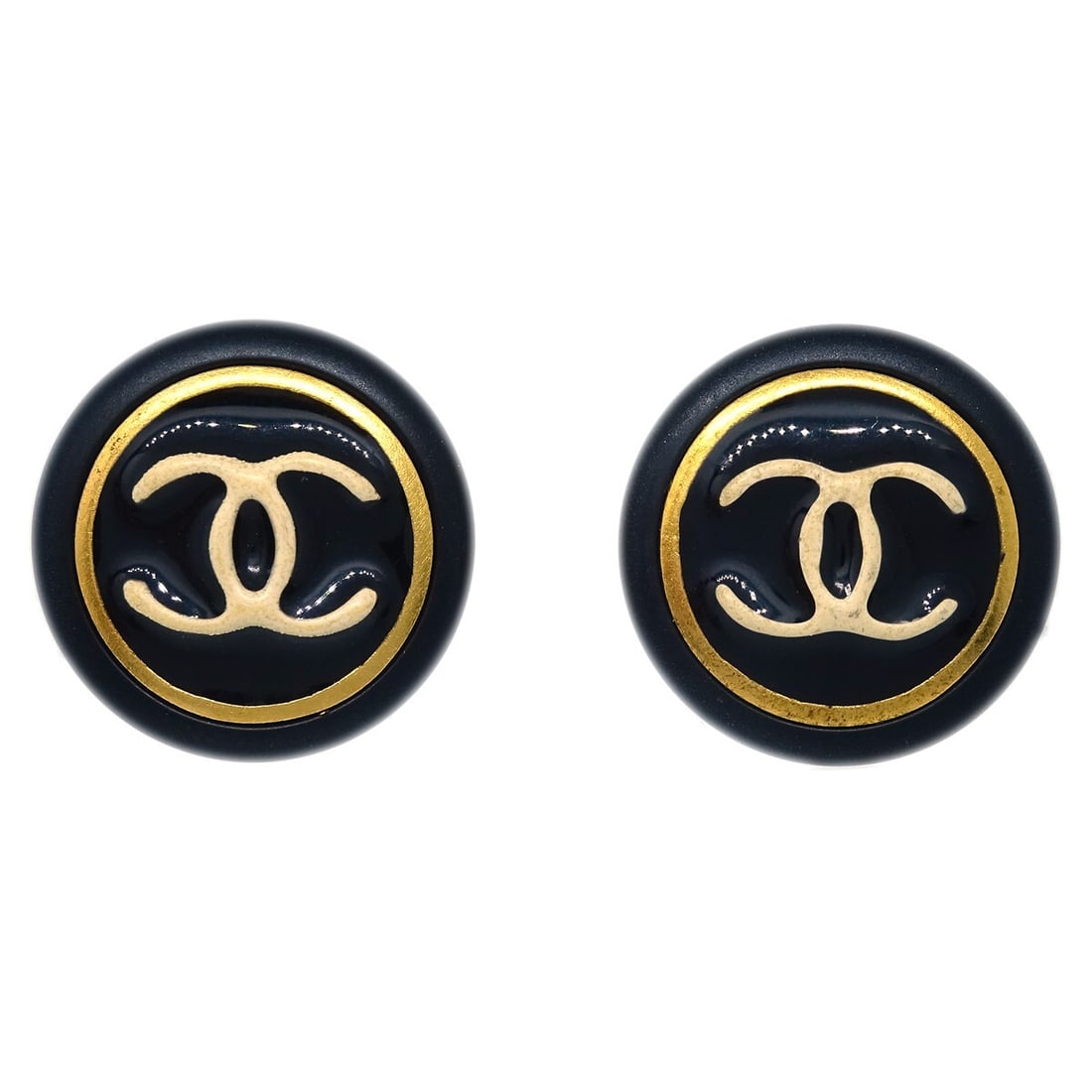Chanel 97P Clip-On Button Earrings Black Gold Round Design: Chanel 97P Clip-On Button Earrings Black Gold Round Design These Chanel button earrings feature a classic round design with a striking black gold color. The clip-on closure ensures a secure fit, makin
