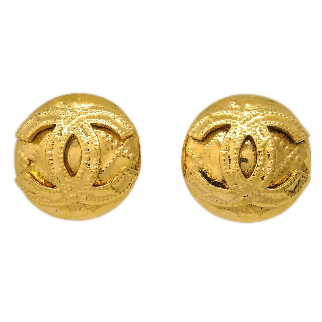 Gold Tone Chanel CC Logo Round Earrings: Gold Tone Chanel CC Logo Round Earrings These Chanel CC round earrings feature a gold tone finish and are designed for women. They are in very good condition with minor signs of use and no noticeable
