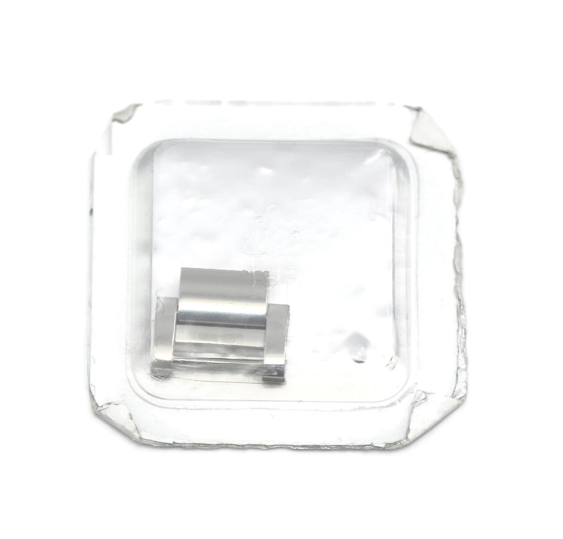 14mm Stainless Steel Band Link for Cartier Tank Watch: 14mm Stainless Steel Band Link for Cartier Tank Watch This is a pre-owned stainless steel band link designed for the Cartier Tank watch model. The link measures 14mm in width and is compatible with Ca