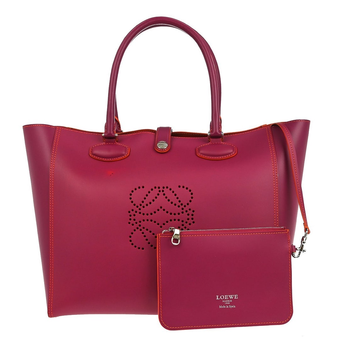 Leo Pink Tote Bag by Loewe: Leo Pink Tote Bag by Loewe This Loewe Leo Shopper Tote is a pre-owned pink tote bag designed for women. The bag shows signs of use with some dirt and scratches on the exterior, and the interior is als