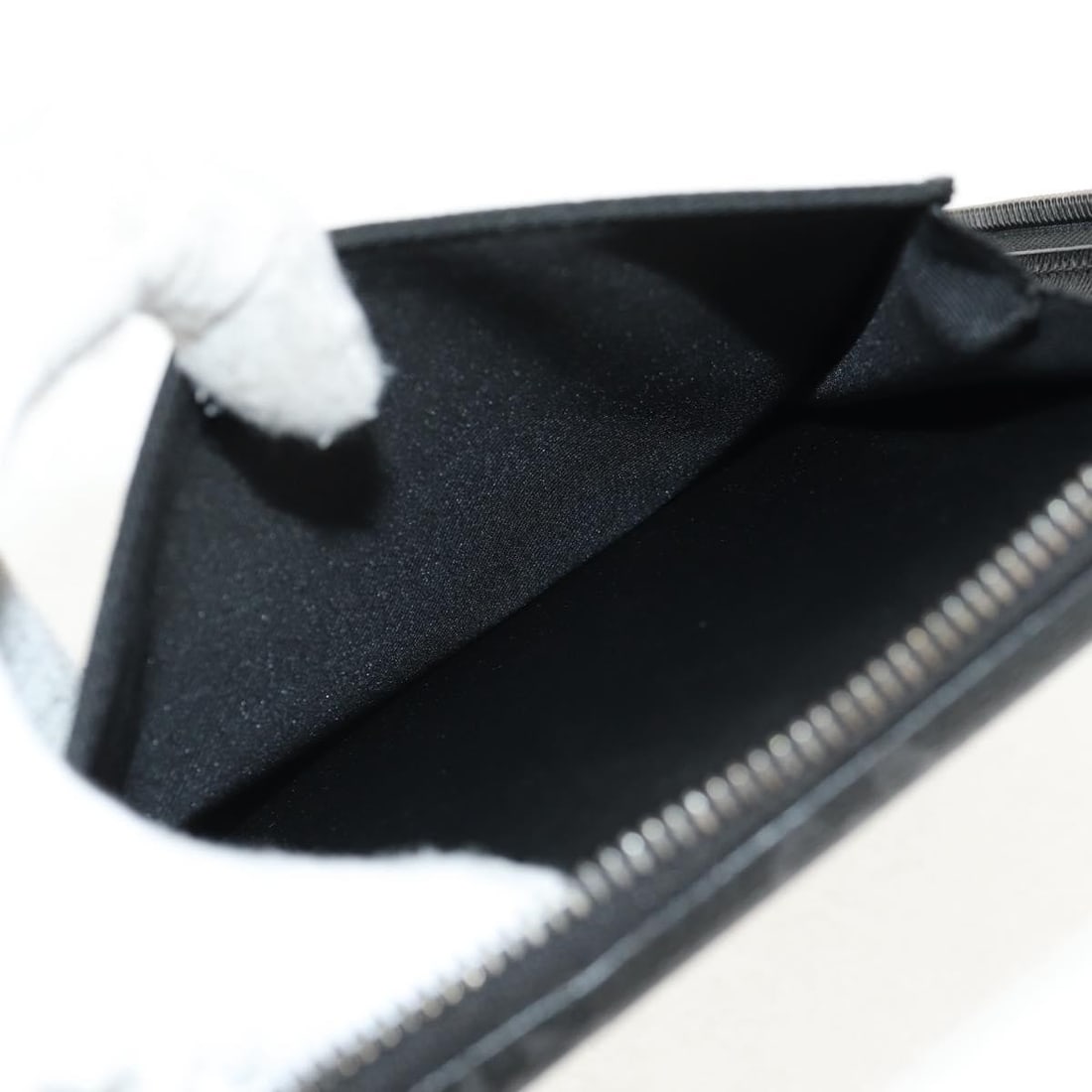 LOUIS VUITTON Monogram Eclipse iPad Case M61870 Auth Box - 10