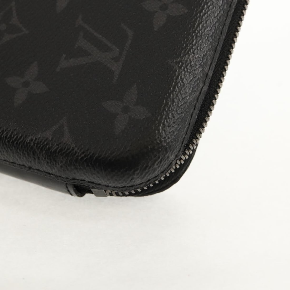 LOUIS VUITTON Monogram Eclipse iPad Case M61870 Auth Box - 14