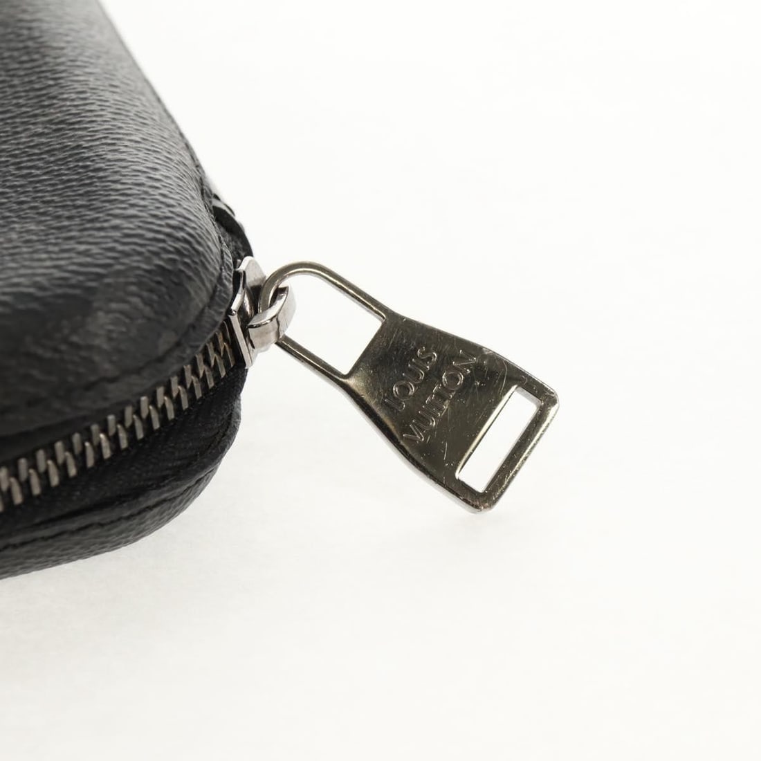 LOUIS VUITTON Monogram Eclipse iPad Case M61870 Auth Box - 6