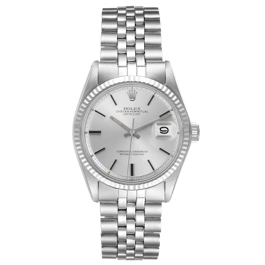 Datejust Ref 1601/4 Wristwatch with Silver Stick Dial and D Link Jubilee Bracelet: Datejust Ref 1601/4 Wristwatch with Silver Stick Dial and D Link Jubilee Bracelet This Rolex Datejust features a silver stick dial and a fluted bezel, paired with a D-Link Jubilee bracelet. It is a me