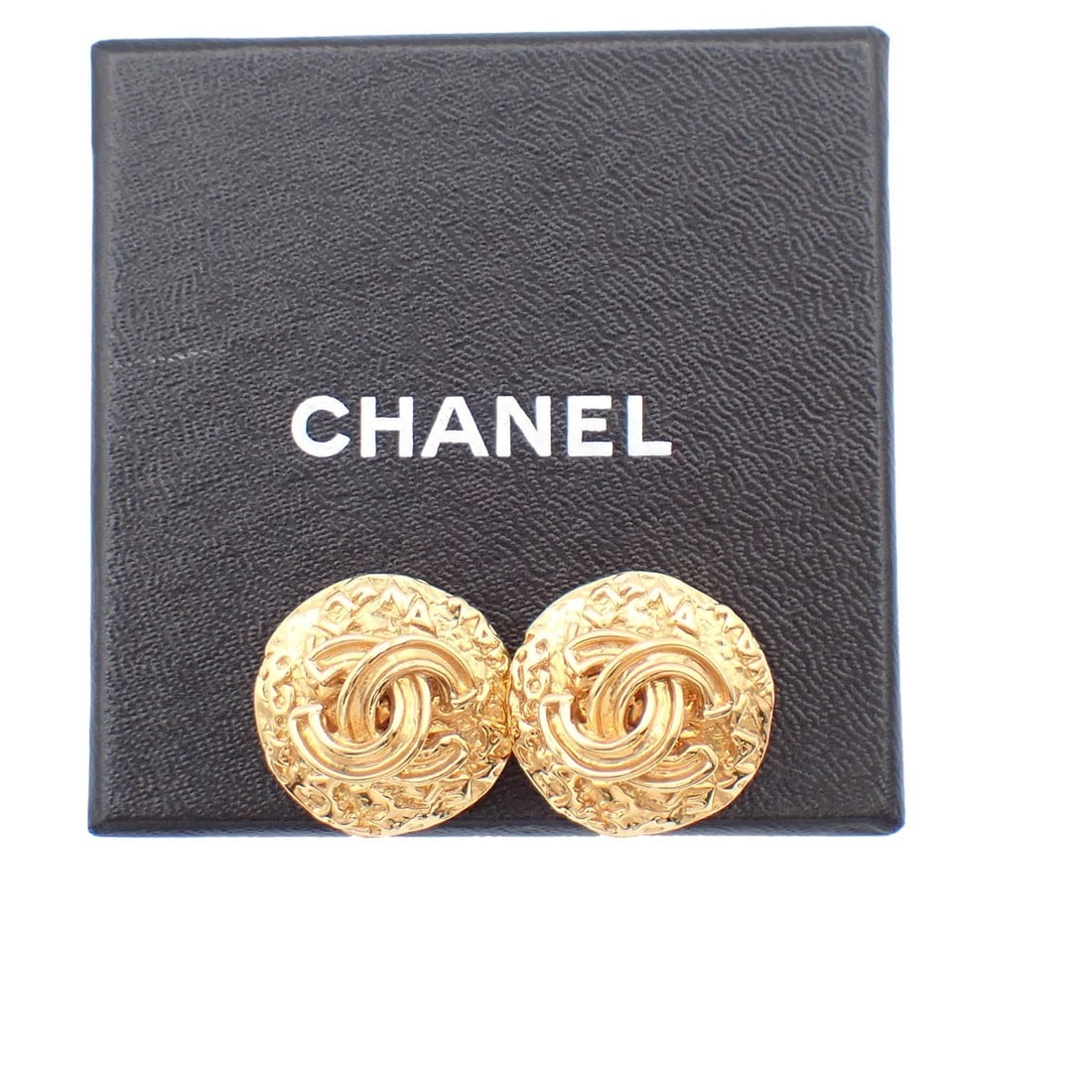 Chanel Gold Tone Round CC Logo Women's Earrings (1 of 1)