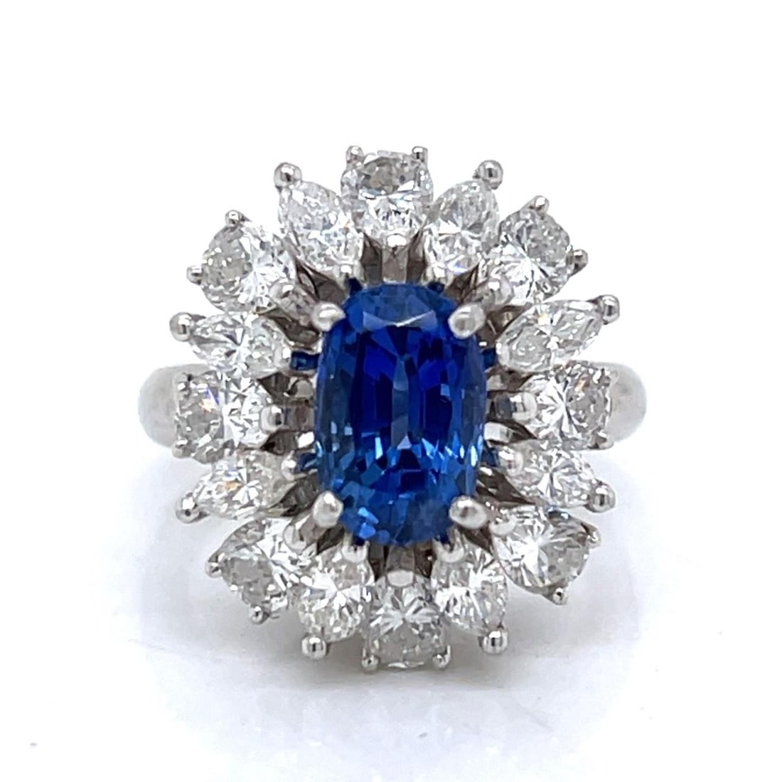 Platinum Ring with 2.50 Ct Sapphire and 17 Diamonds (1 of 4)