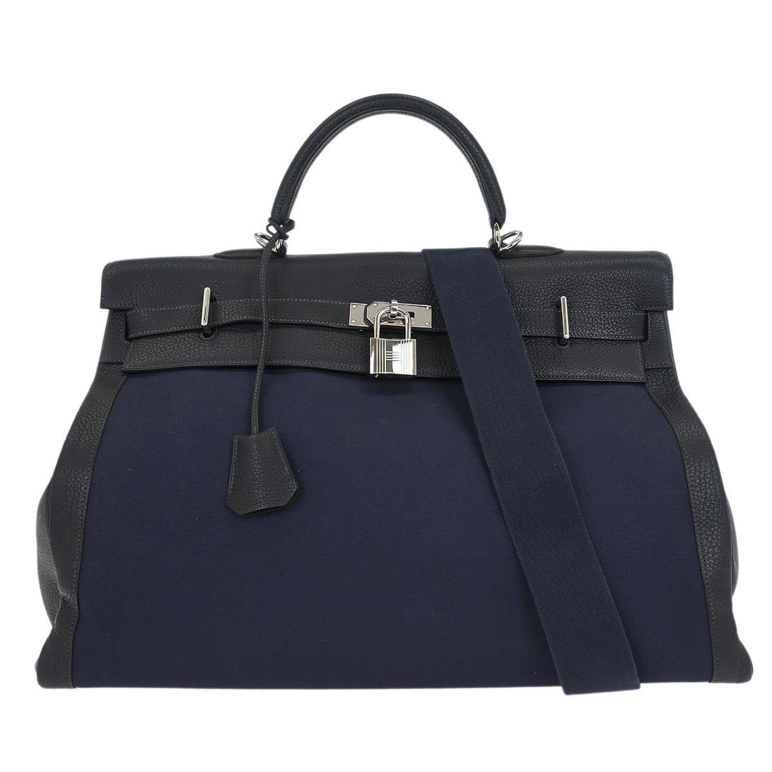 Hermes Kelly 50 Black Navy Togo Leather 2way Handbag: Hermes Kelly 50 Black Navy Togo Leather 2way Handbag Introducing the luxurious Hermes Kelly 50 Retourne handbag, a stunning blend of style and functionality. Crafted from exquisite black leather, this