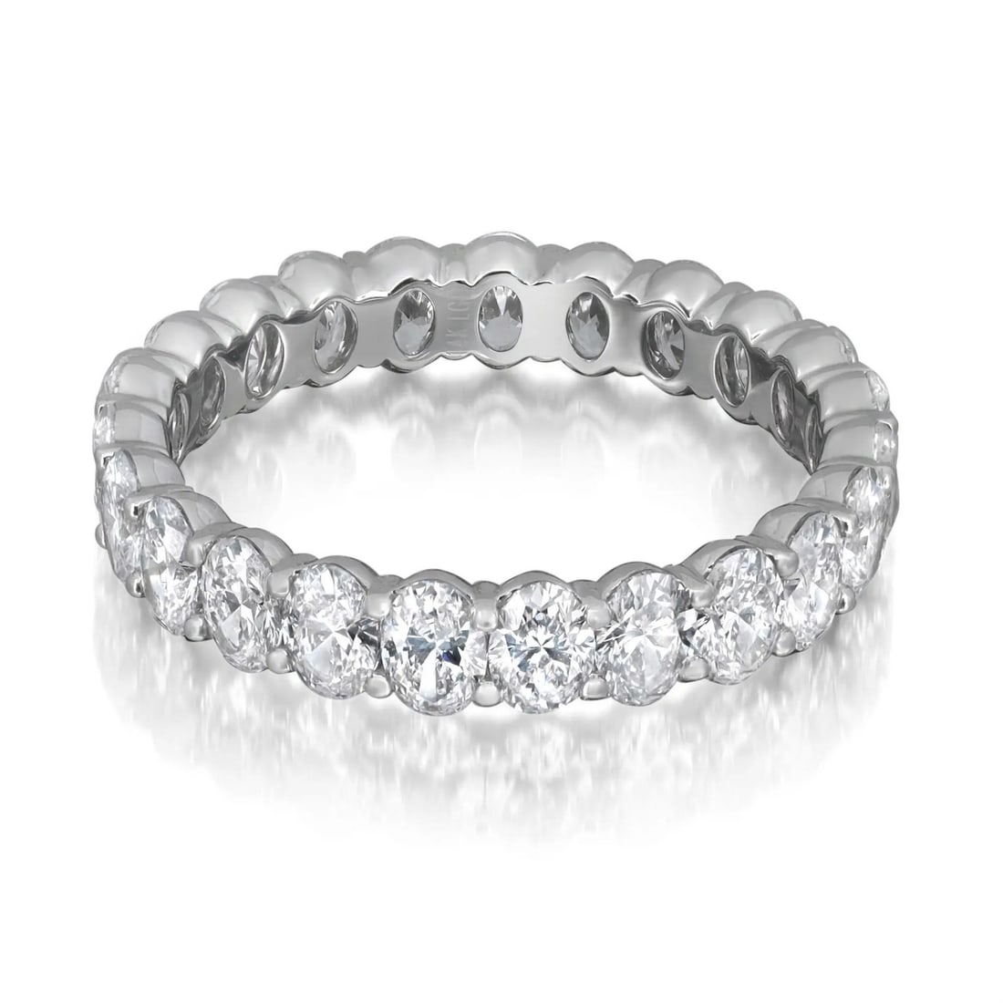 Rachel Koen 14K White Gold Oval Cut Lab Grown Diamond Eternity Band 2.38Ctw: Rachel Koen 14K White Gold Oval Cut Lab Grown Diamond Eternity Band 2.38Ctw This exquisite eternity band ring features 21 oval cut lab-grown diamonds, beautifully secured in a prong setting. Crafted f