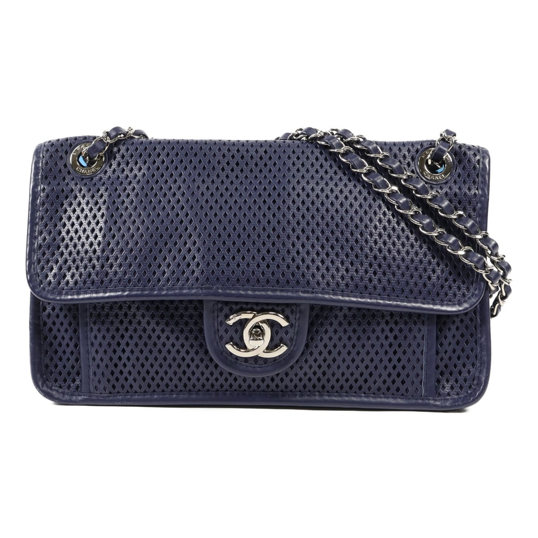CHANEL Blue Lambskin Leather Shoulder Bag with Silver Hardware: CHANEL Blue Lambskin Leather Shoulder Bag with Silver Hardware This elegant CHANEL shoulder bag is crafted from luxurious lambskin leather in a striking blue hue. With dimensions of 11.2 in length, 7.